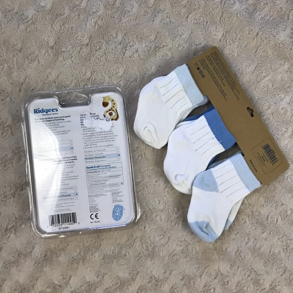 Faded Glory Ribbed Socks Dr. Browns Ridgees Giraffe Teething Tot